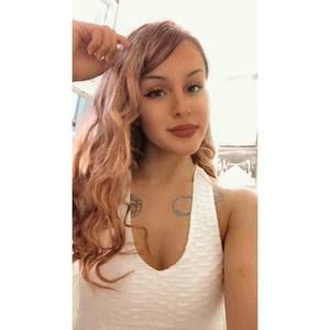 Meet your Posher, Kassandra